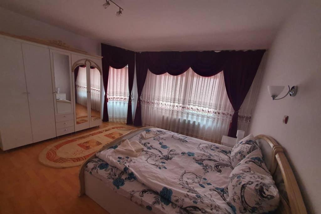 شقة Casa Frizerului - Pets Allowed For Free & Moto Friendly Sebeş المظهر الخارجي الصورة