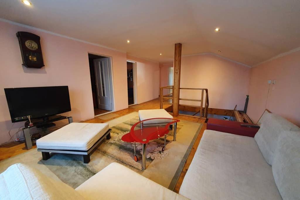 شقة Casa Frizerului - Pets Allowed For Free & Moto Friendly Sebeş المظهر الخارجي الصورة
